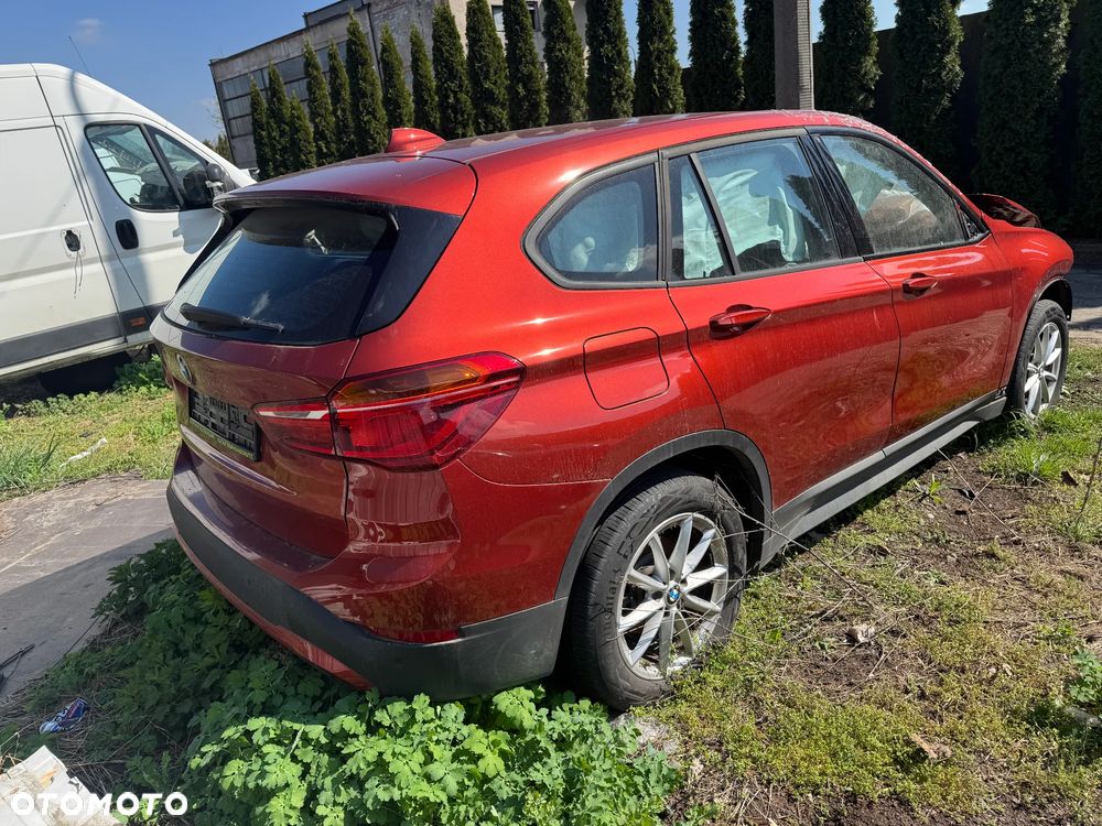 BMW X1 sDrive18i Advantage - 8