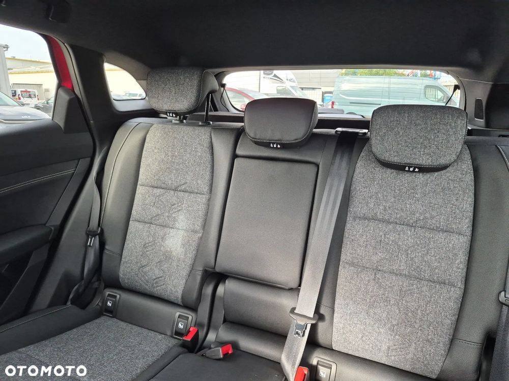 Renault Austral 1.3 TCe mHEV Techno - 16