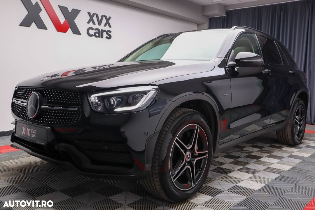 Mercedes-Benz GLC 300 de 4Matic 9G-TRONIC AMG Line Plus - 9