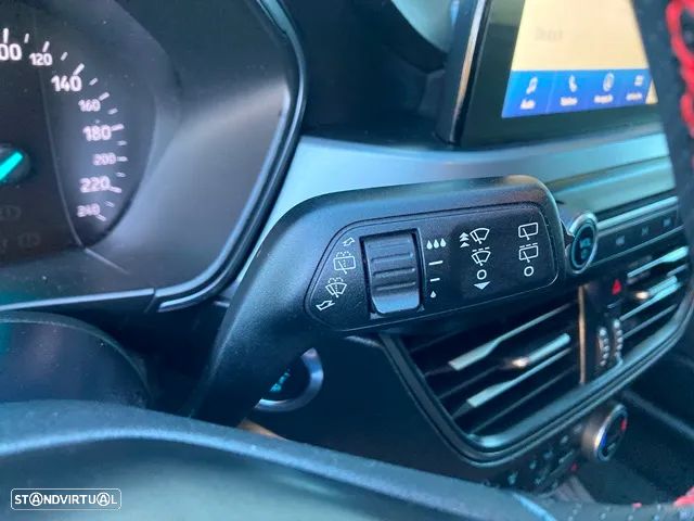 Ford Focus SW 1.0 EcoBoost Hybrid ST-LINE - 19