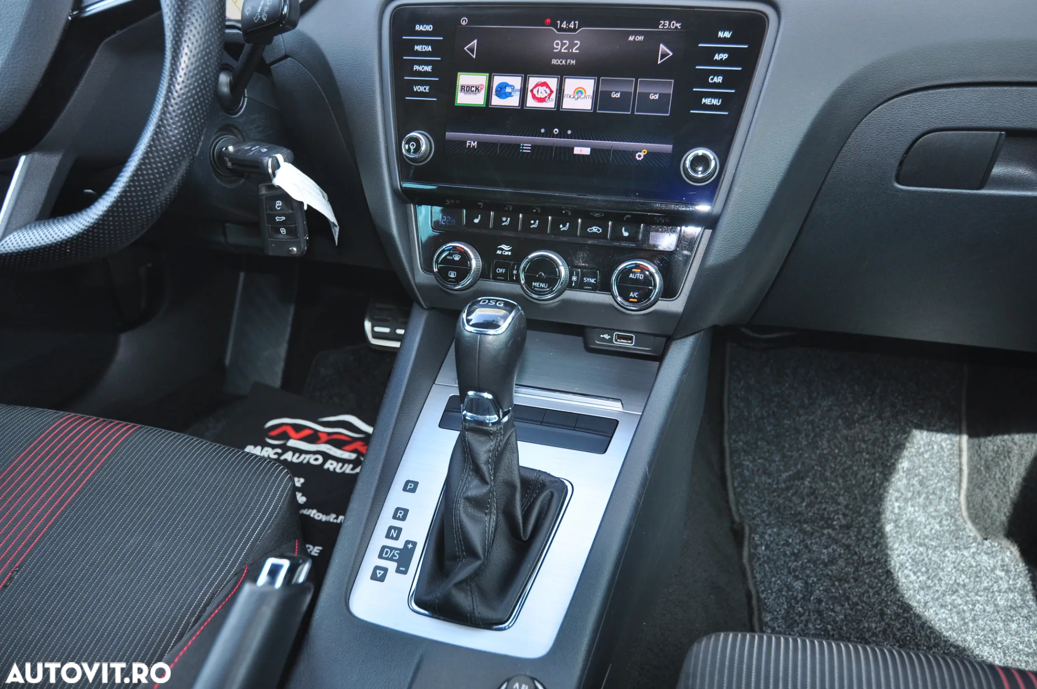 Skoda Octavia 1.6 TDI DSG Ambition - 17