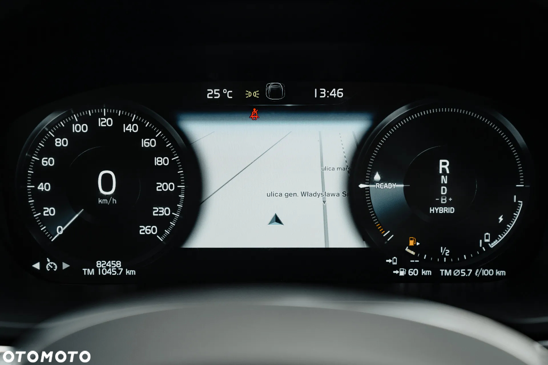 Volvo XC 60 T8 Plug-In Hybrid AWD R-Design - 17