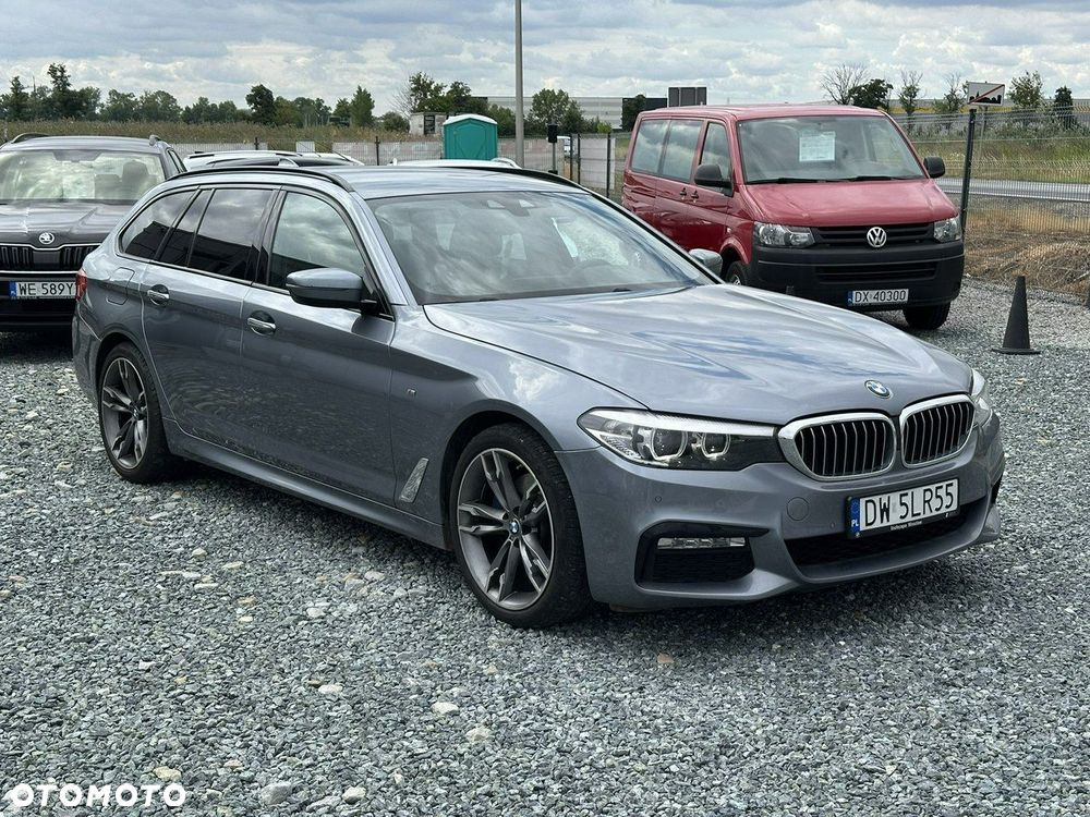 BMW Seria 5 520d Touring M Sport Edition - 3