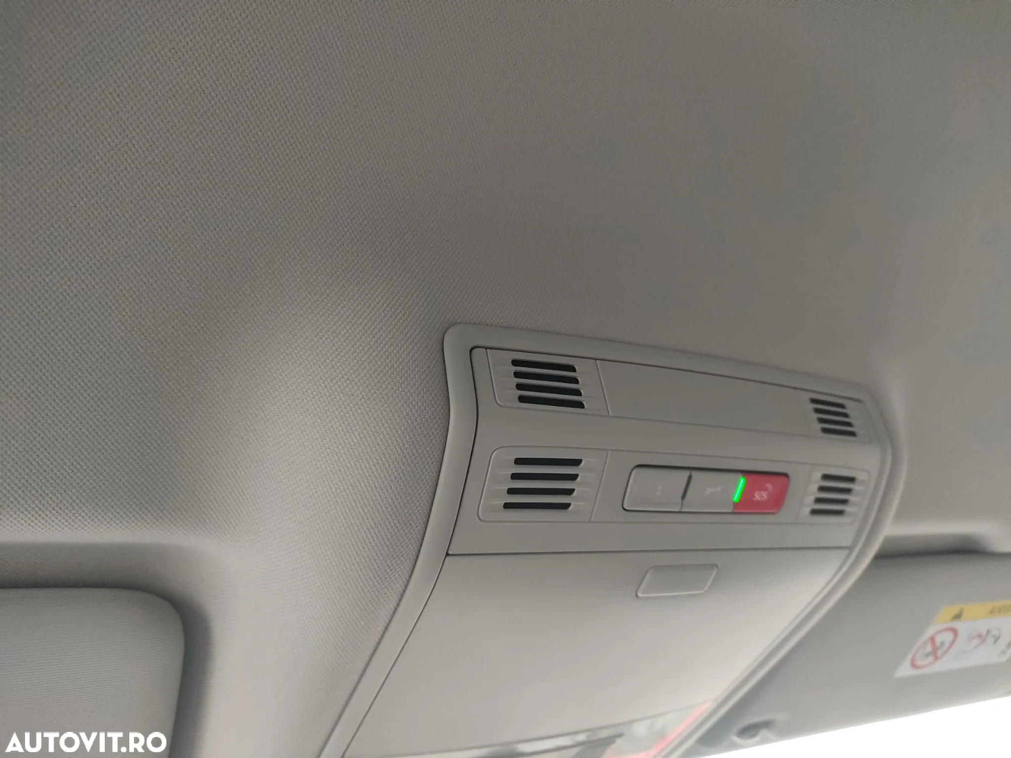 Volkswagen Passat 2.0 TDI DSG Comfortline - 22