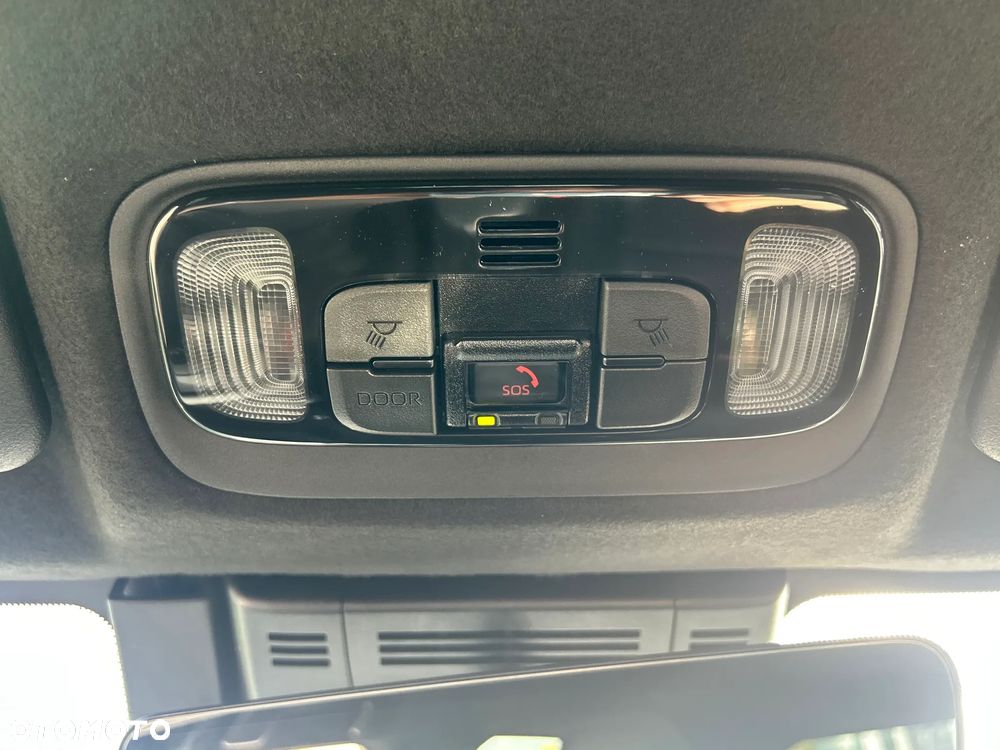 Toyota Yaris Cross Hybrid 1.5 Style - 32