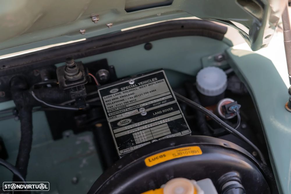 Land Rover Defender - 9