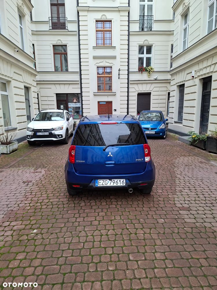 Mitsubishi Colt 1.3 Inform - 2