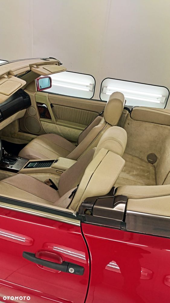 Mercedes-Benz SL - 15