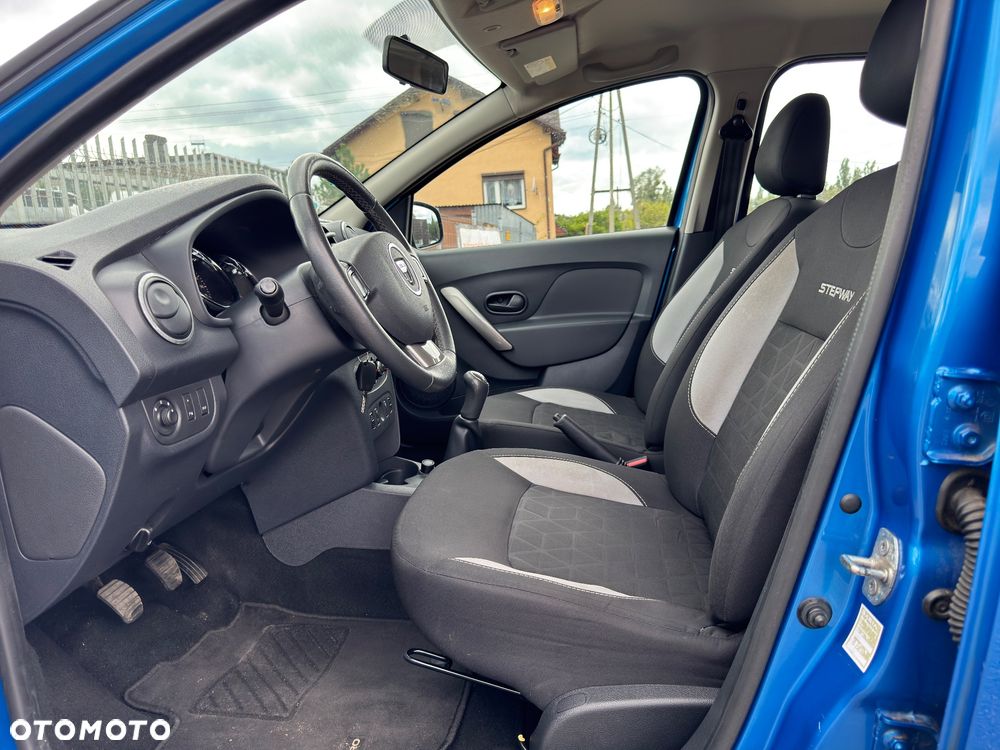 Dacia Sandero 0.9 TCe SL Celebration S&S - 18