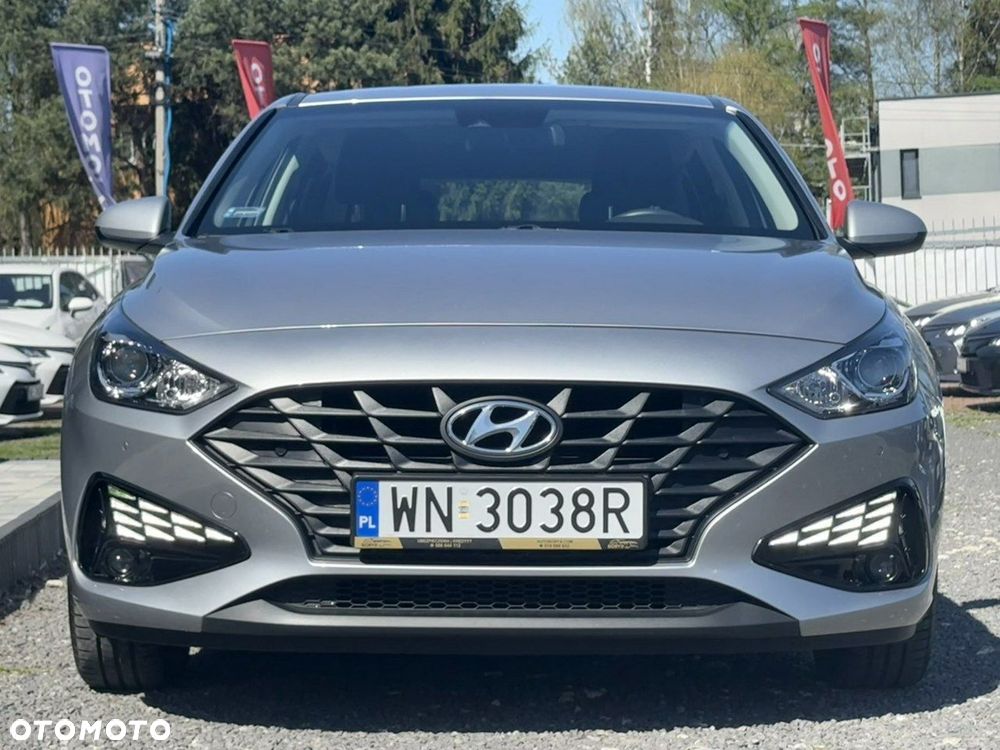 Hyundai i30 1.5 DPI Classic + - 4