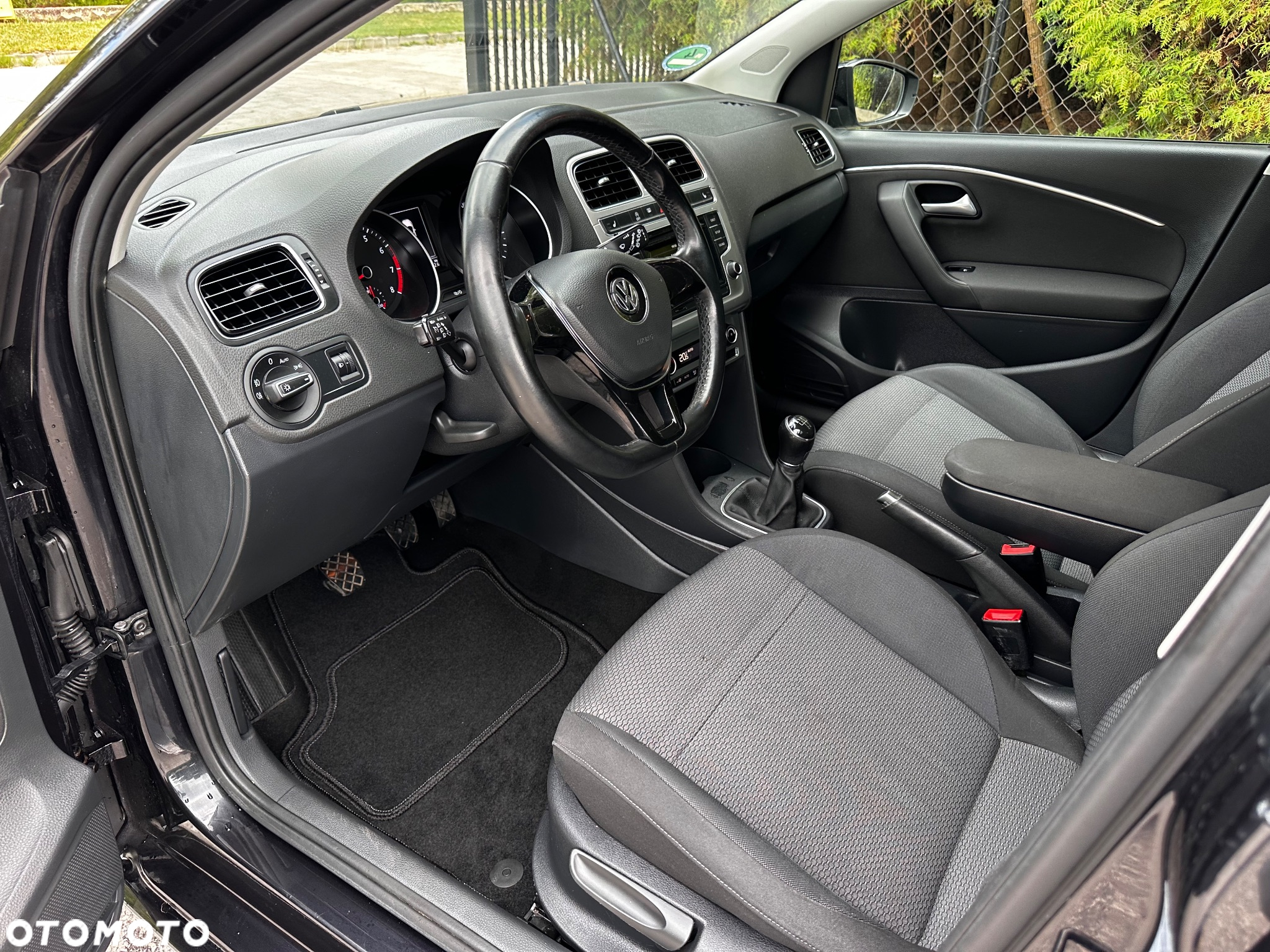 Volkswagen Polo - 21