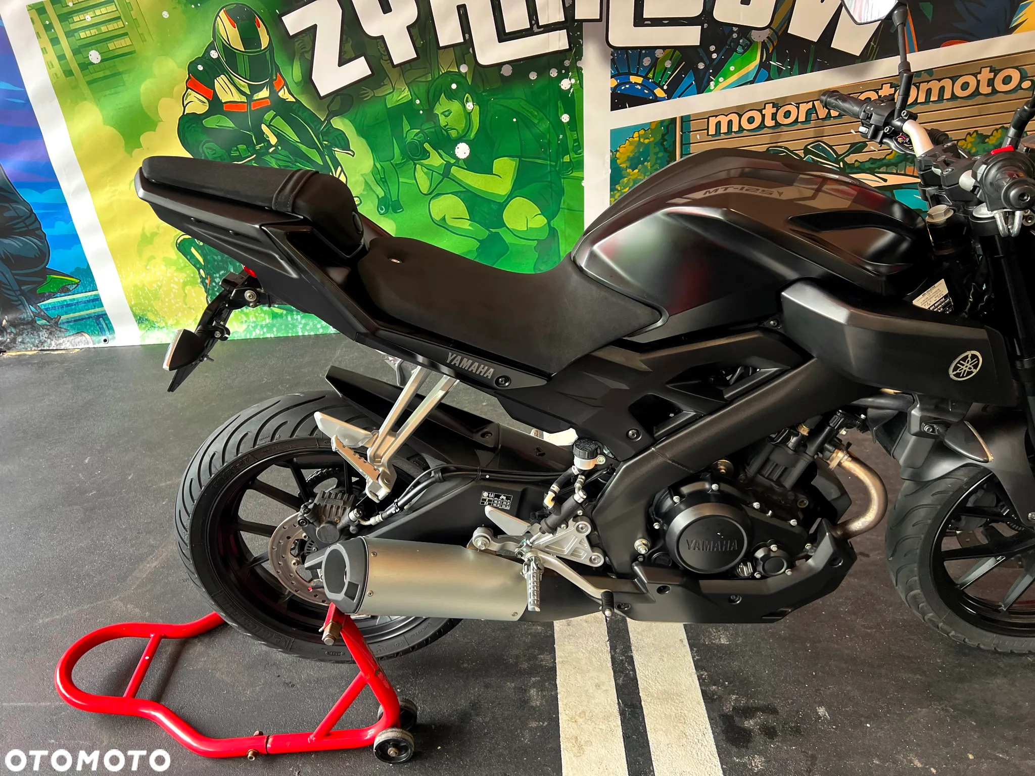 Yamaha MT - 9
