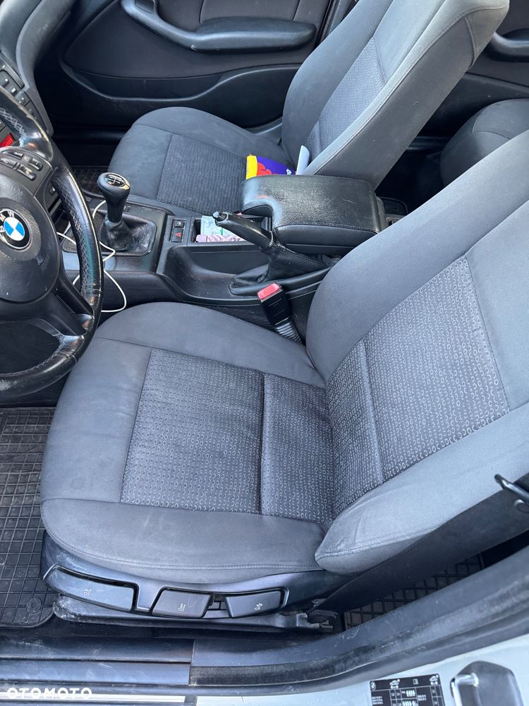 BMW Seria 3 320d Edition Lifestyle - 6