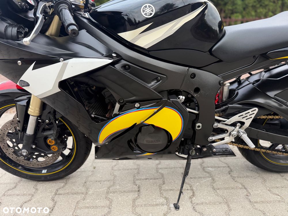 Yamaha R6 - 23