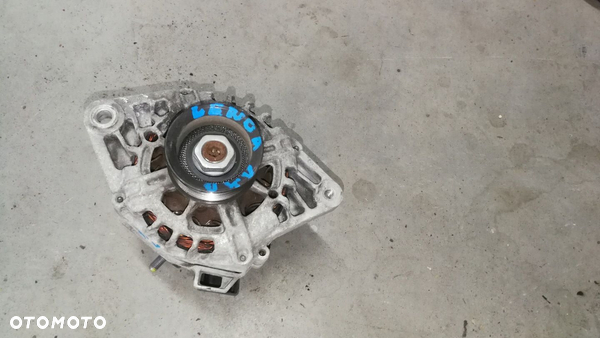 Alternator 37300-2b101 1.4 IX20 Kia Venga 09-