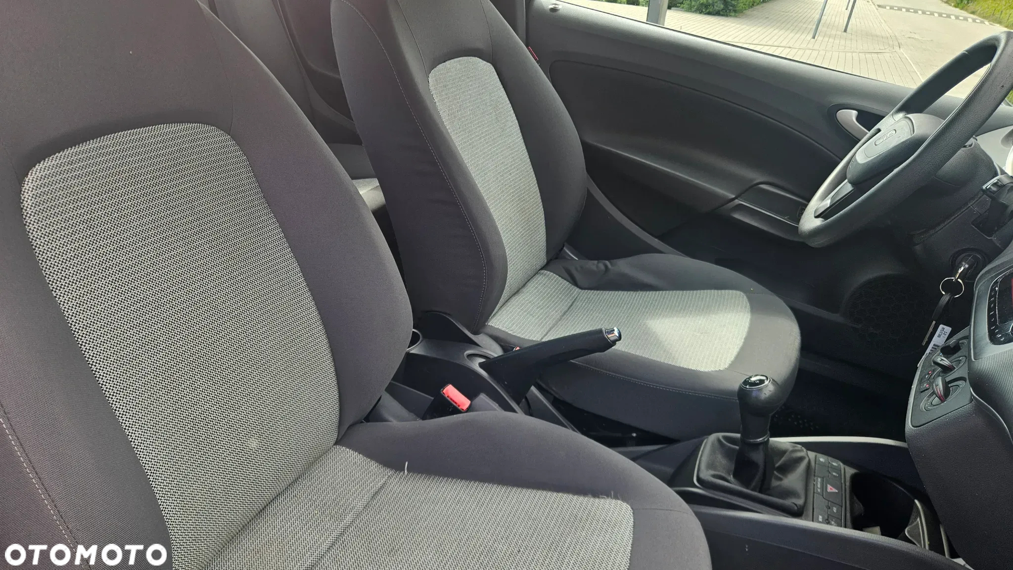 Seat Ibiza SC 1.4 16V Sport - 26