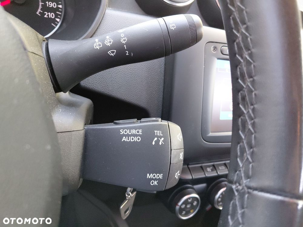 Dacia Duster 1.6 SCe Comfort - 24