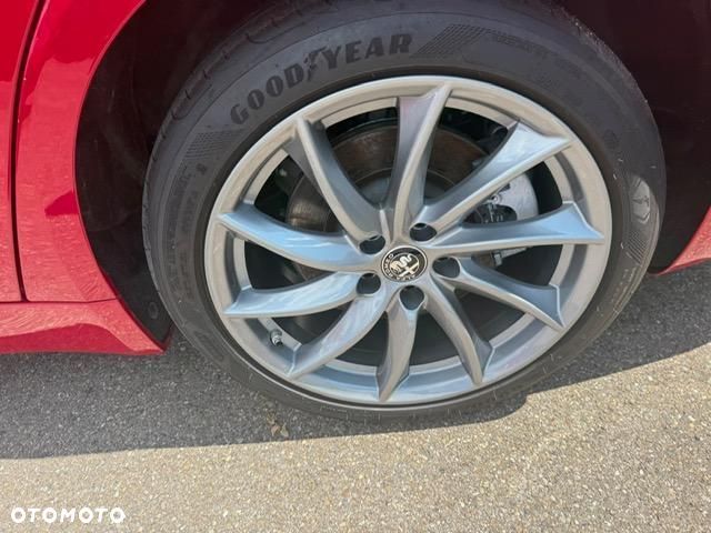 Alfa Romeo Giulia 2.0 Turbo TI Q4 - 6