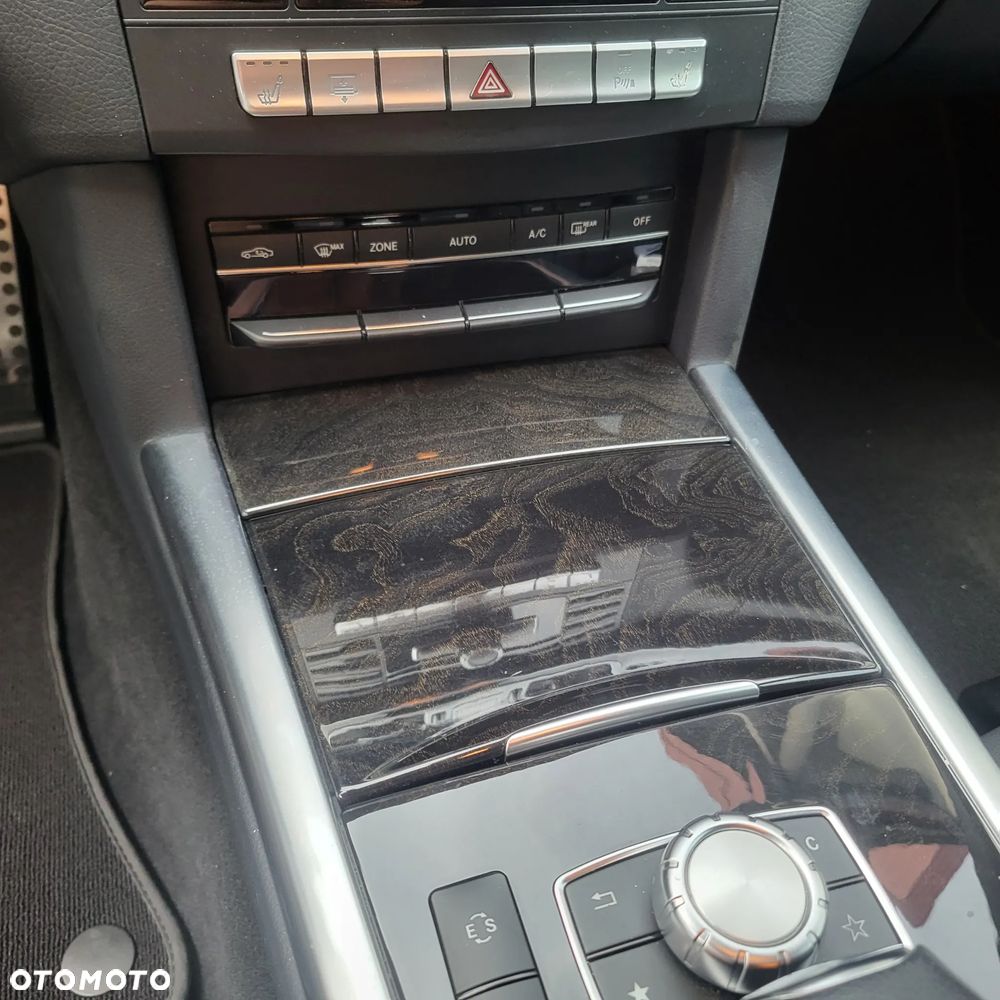 Mercedes-Benz Klasa E - 30