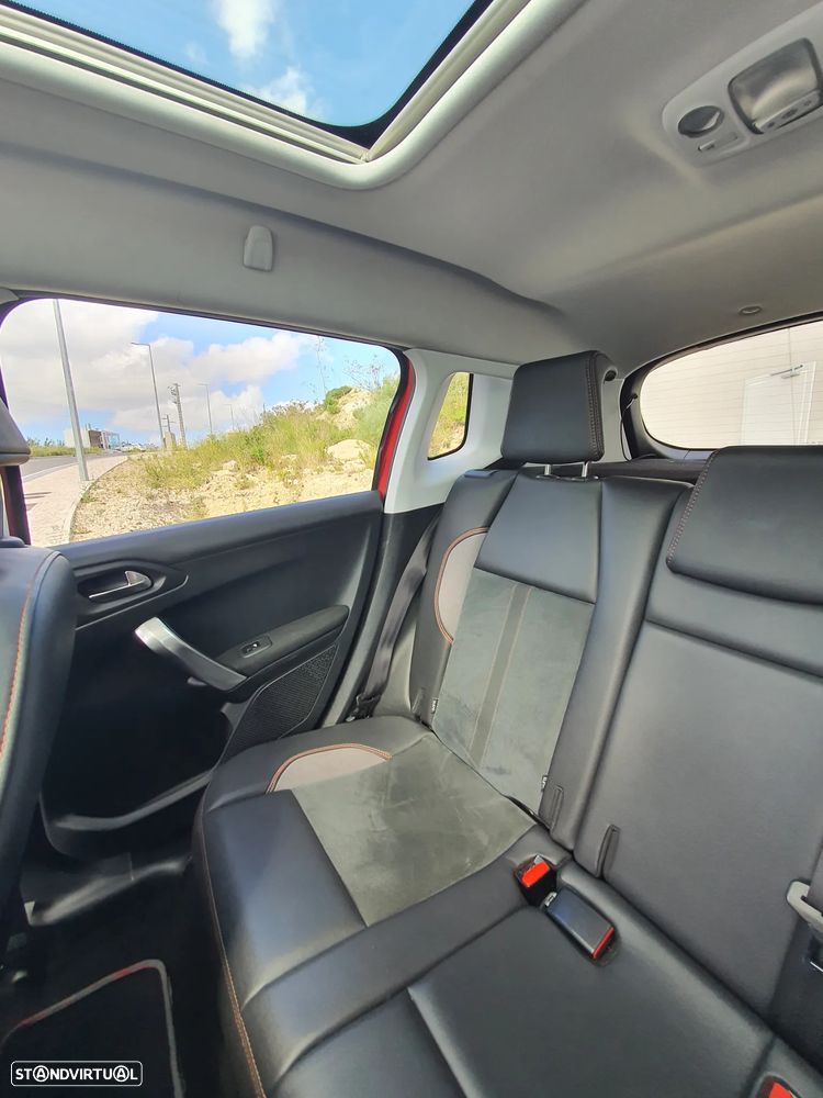 Peugeot 2008 PureTech 130 Stop&Start Allure - 39