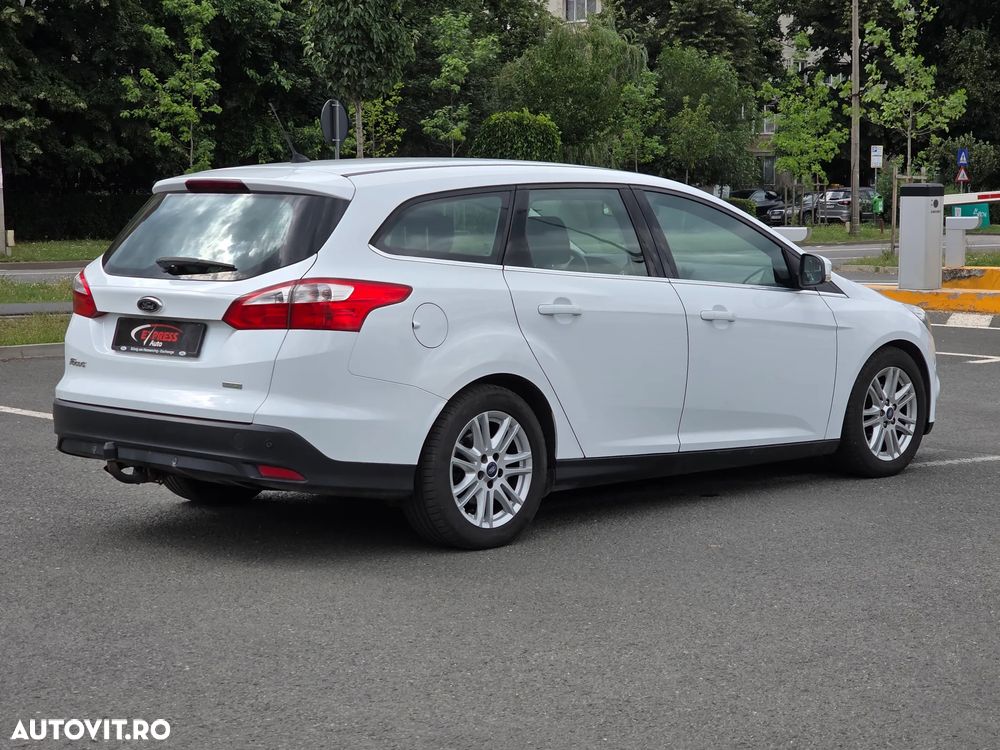 Ford Focus 1.0 EcoBoost Titanium - 3