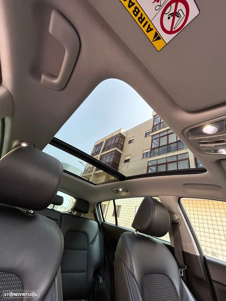 Kia Sportage 1.7 CRDI ISG Nav Line - 6