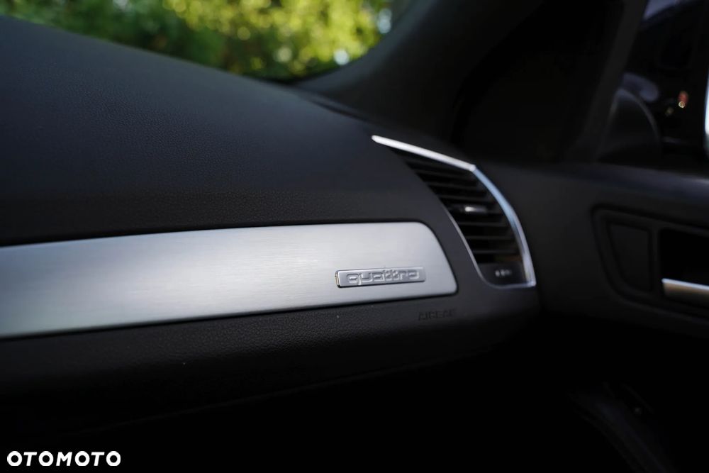 Audi Q5 2.0 TDI Quattro - 22