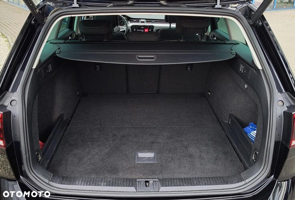 Volkswagen Passat 1.5 TSI EVO Business DSG - 25