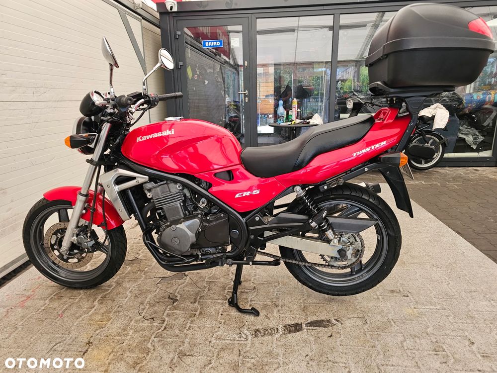 Kawasaki ER - 23