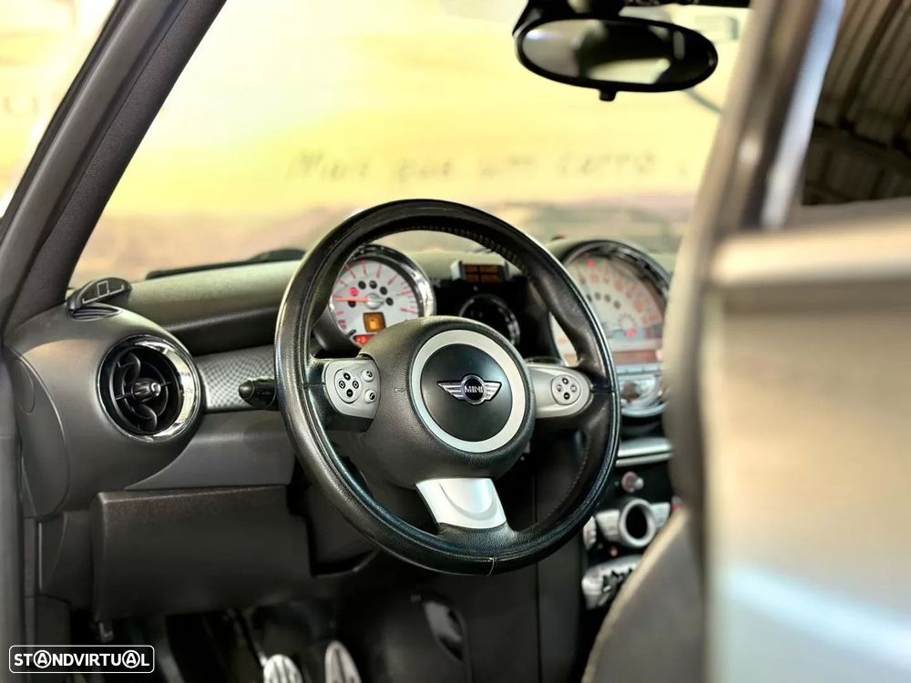 MINI 3 Portas Cooper S - 16