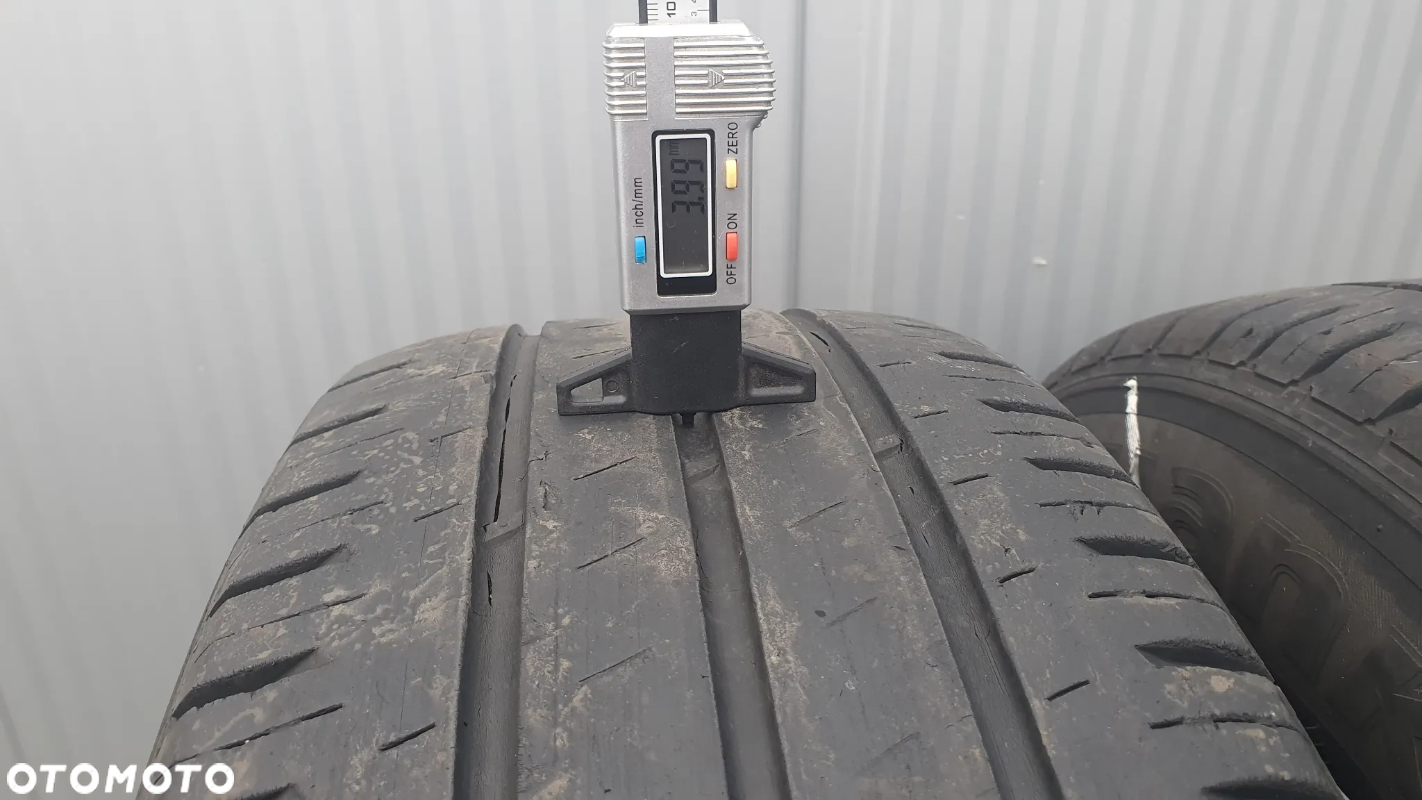 Opona Hankook Vantra LT 235/65 R16C 4mm para 7,5mm - 9