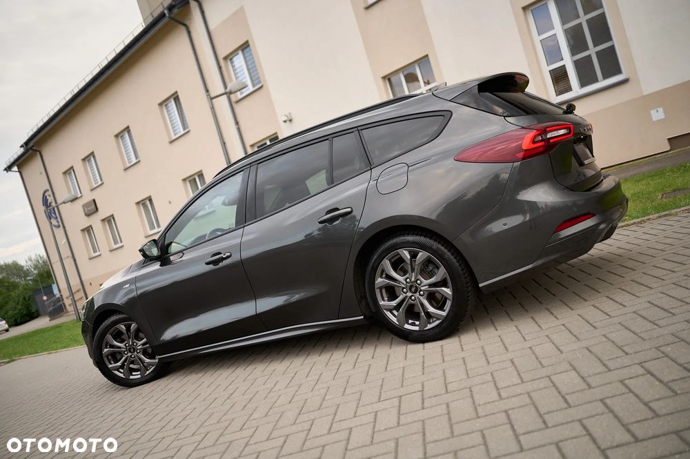 Ford Focus 1.5 EcoBlue Start-Stopp-System ST-LINE X - 10