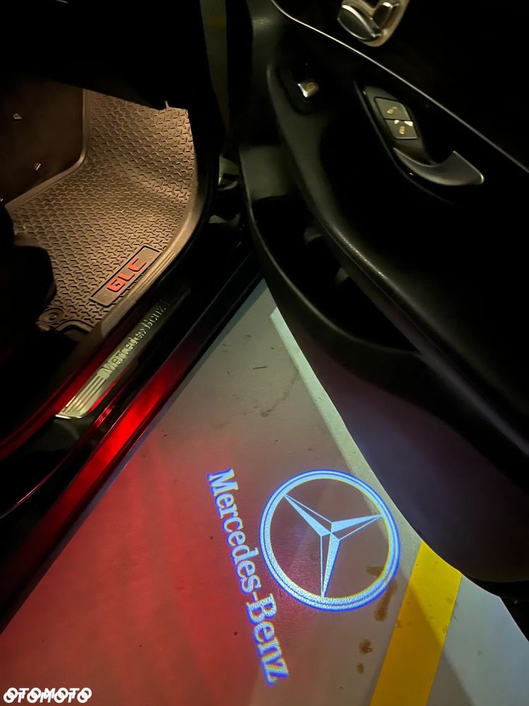 Mercedes-Benz GLC 300 4Matic 9G-TRONIC - 15