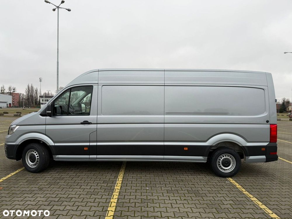 Volkswagen Crafter 35 2.0 TDI L4H3 4490 177KM AUTOMAT - 11