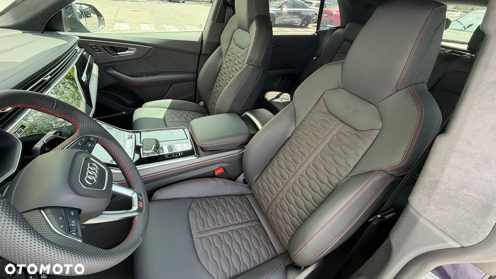 Audi RS Q8 - 16