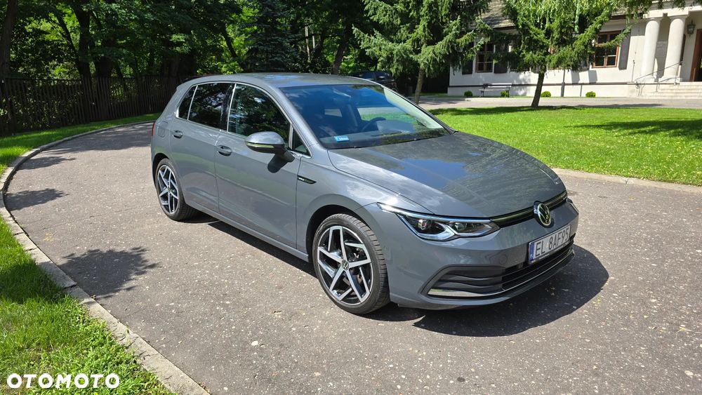 Volkswagen Golf VIII 1.5 eTSI EVO Style DSG - 2