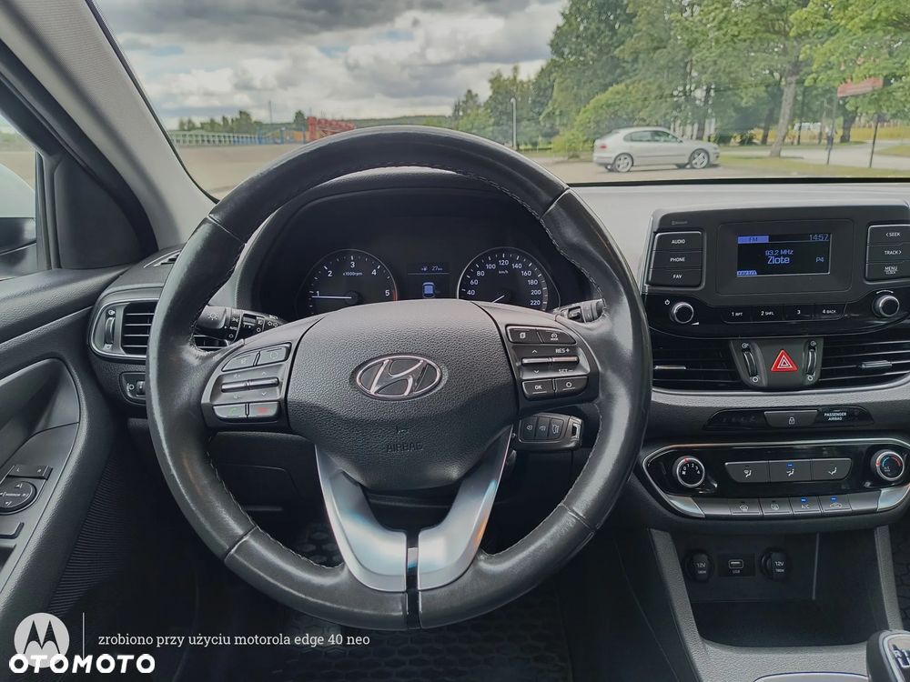 Hyundai i30 1.6 D Comfort - 28