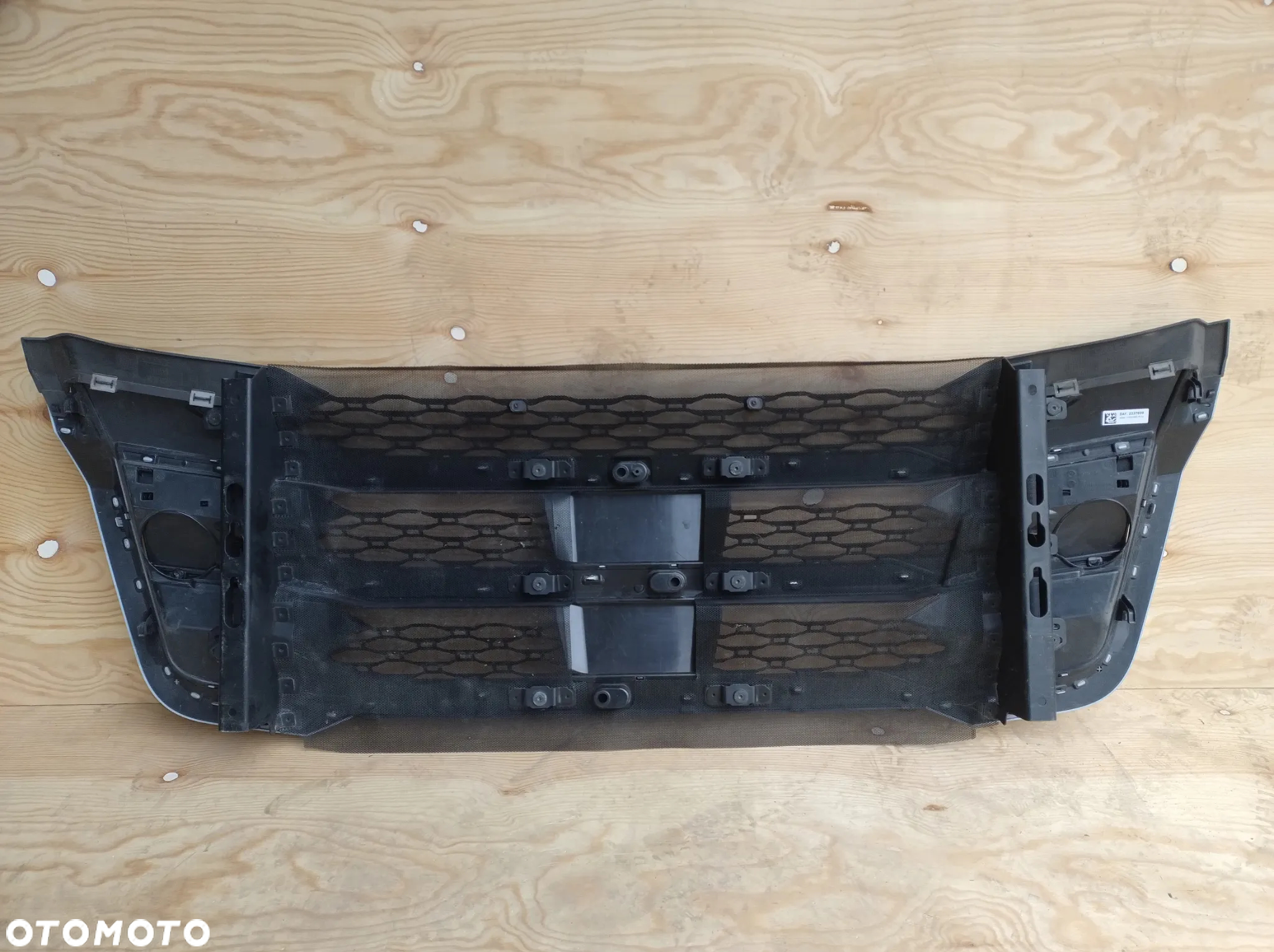 GRILL ATRAPA MASKI DAF XG XF 2x radar 2311439 231140 2311441 3131312 - 6