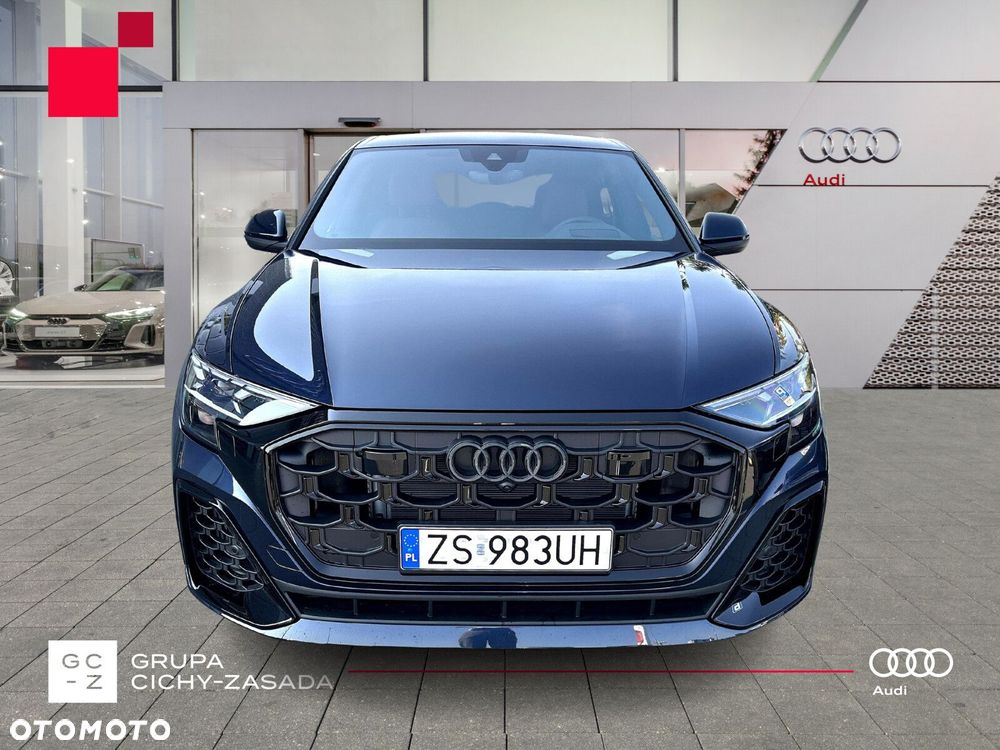 Audi Q8 - 8
