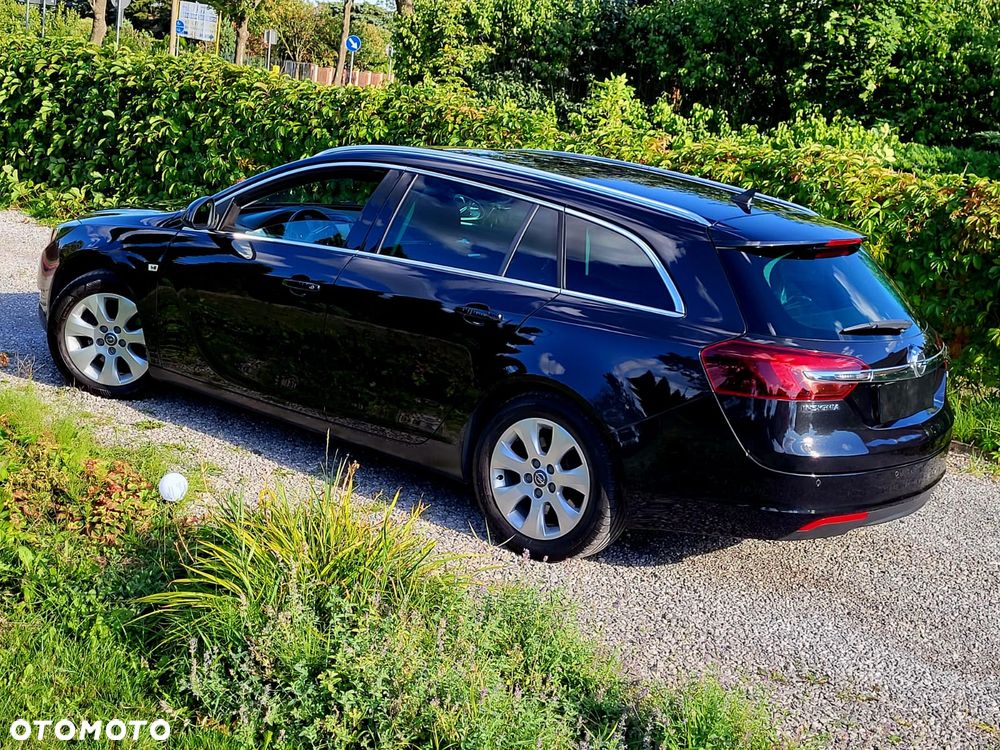 Opel Insignia 1.6 T Cosmo S&S - 10