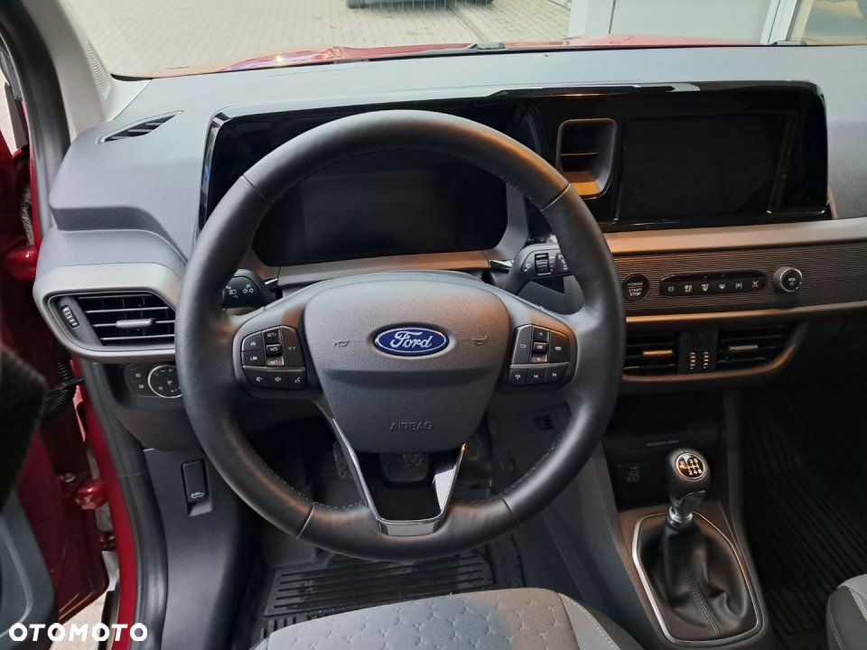 Ford Transit Courier - 16
