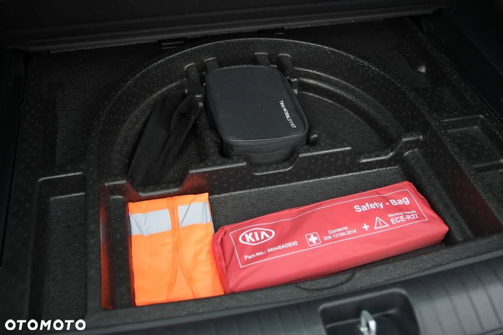 Kia Sportage 1.6 GDI L Business Line Plus 2WD - 21