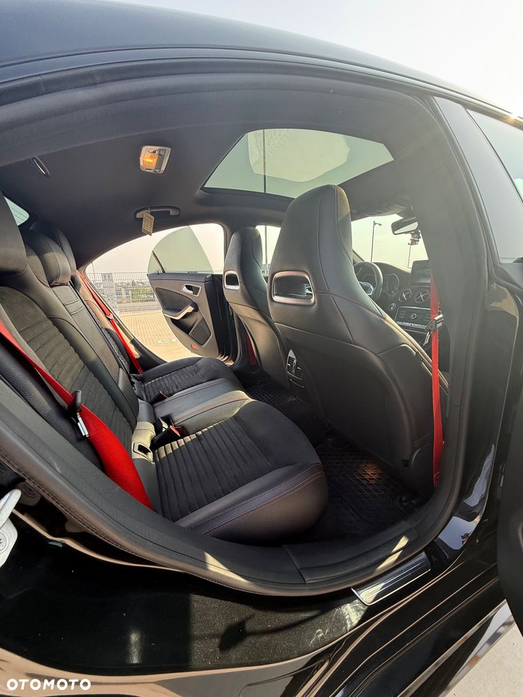 Mercedes-Benz CLA AMG 45 4Matic AMG Sp.sh 7G-DCT AMG Night Edition - 12