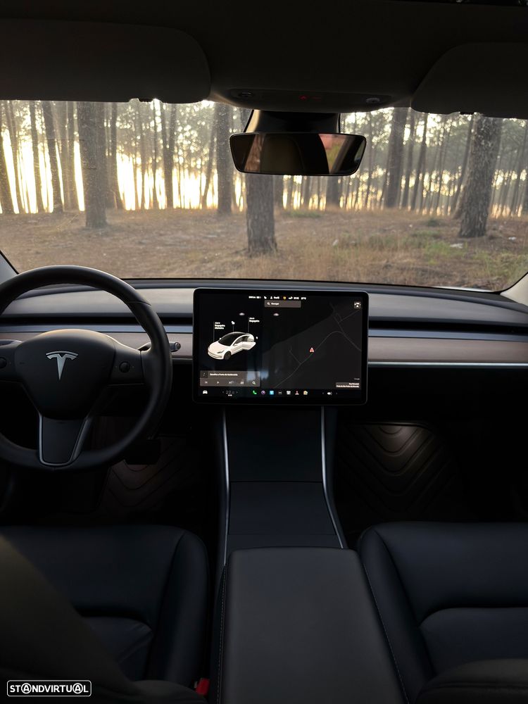 Tesla Model 3 Long-Range Dual Motor AWD - 11