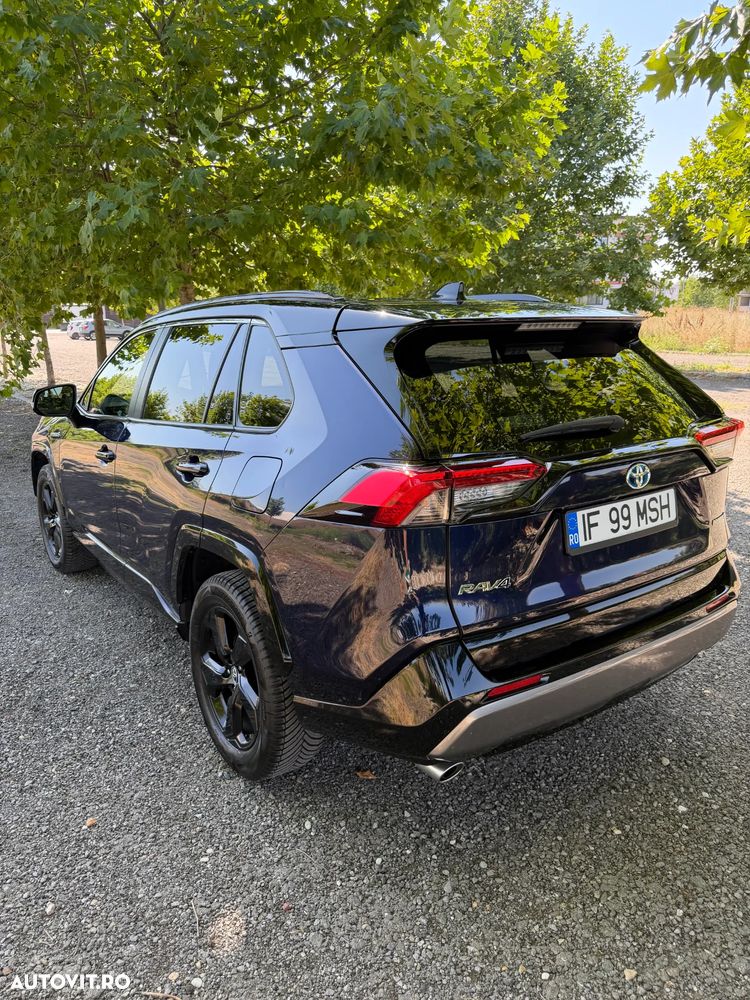 Toyota RAV4 - 6