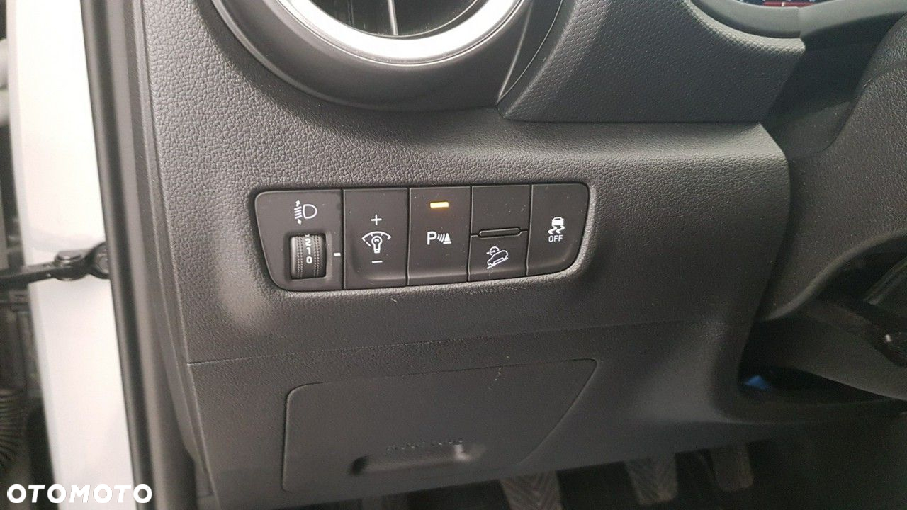 Hyundai Kona - 31