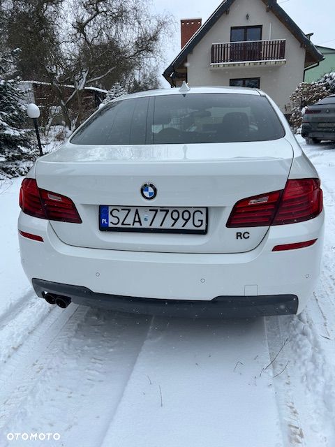 BMW Seria 5 520d xDrive - 6