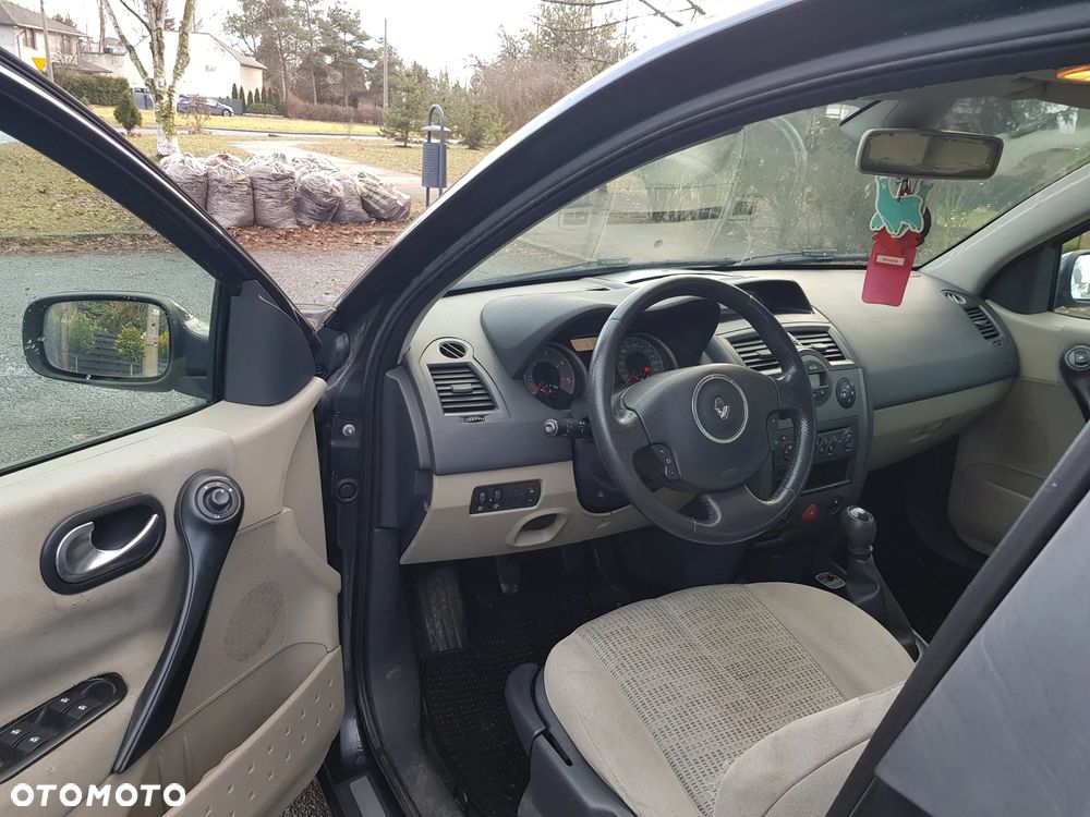 Renault Megane - 5