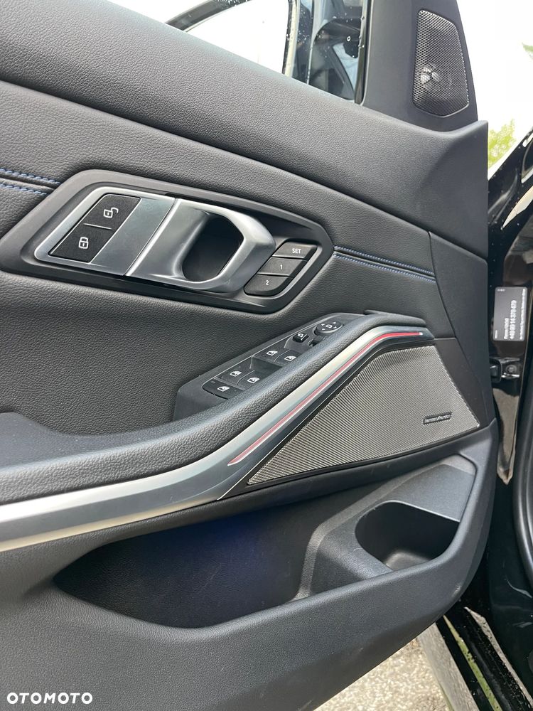 BMW Seria 3 M340i xDrive - 15