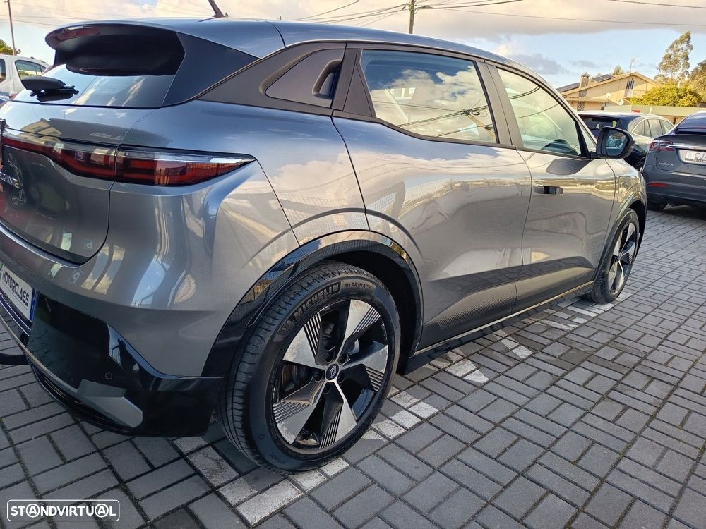 Renault Mégane E-Tech EV60 Evolution Optimum Charge — fotografia 12
